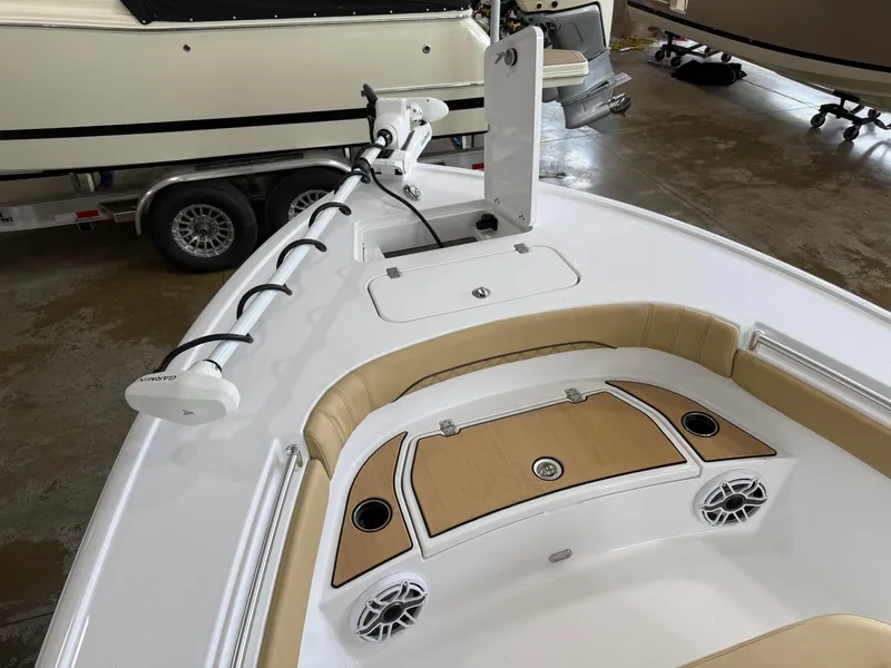 Slide: The Image of Sportsman Masters 267OE Bay Boat 2025 - 3