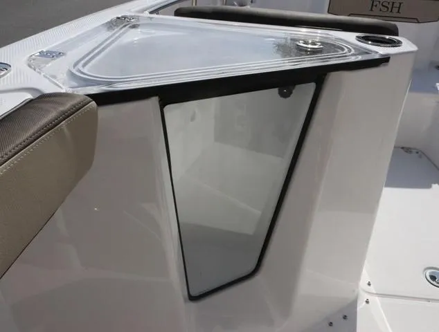 Slide: The Image of 2025 Yamaha Boats 255 FSH SPORT H-SEAFOAM G, featuring sleek console design. - 18