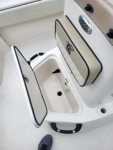 Slide: The Image of Carolina 19 Ultra Elite 2022 - 14