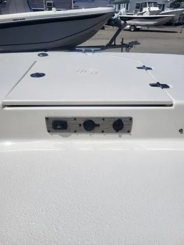 Slide: The Image of Carolina 23 LS 2022 - 11