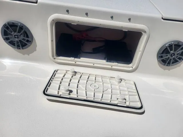 Slide: The Image of Carolina 23 LS 2022 - 12