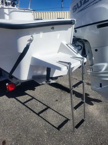 Slide: The Image of Maritime 233 Defiant 2024 - 6