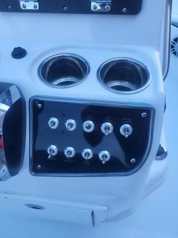 Slide: The Image of NauticStar 194 Bay 2024 - 14