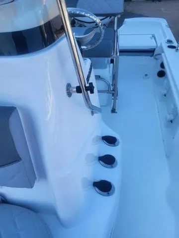 Slide: The Image of NauticStar 194 Bay 2024 - 16