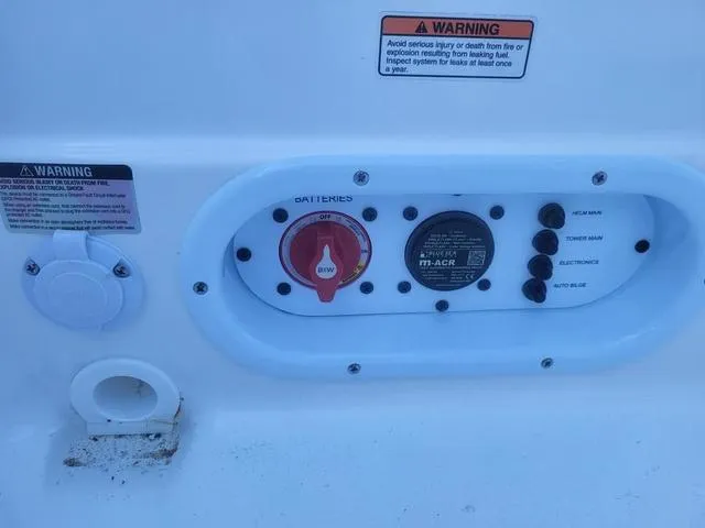 Slide: The Image of NauticStar 194 Bay 2024 - 20