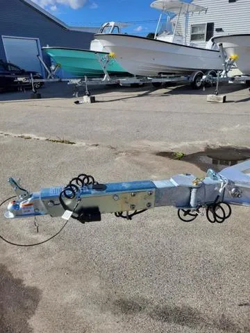 Slide: The Image of NauticStar 191 Hybrid 2025 - 32