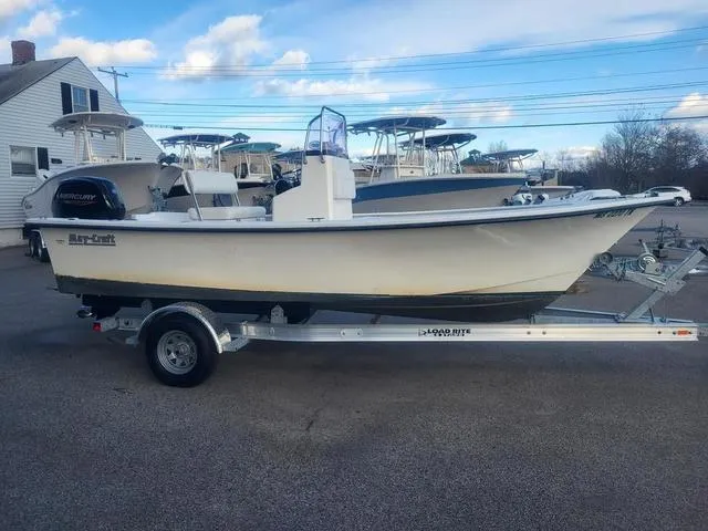 Slide: The Image of May-Craft 1800 Center Console 2022 - 1