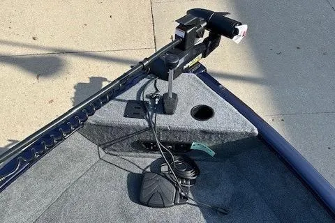 Slide: The Image of 2025 Tracker Pro Guide V-175 Combo boat with trolling motor and carpeted deck. - 3