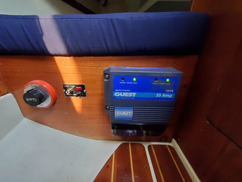 Slide: The Image of 1987 Pearson 31-2 boat interior with Guest 20 Amp battery charger. - 9