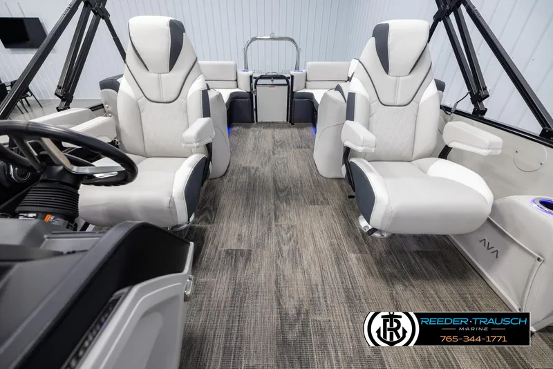 Slide: The Image of 2025 Avalon Catalina QL boat interior with luxurious seating and modern design. - 14