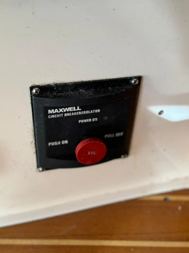 Slide: The Image of Catalina 42 MkII 2004 - 60