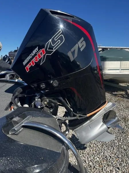Slide: The Image of Mercury Pro XS 175 outboard motor on a 2019 Nitro Z18 boat. - 8