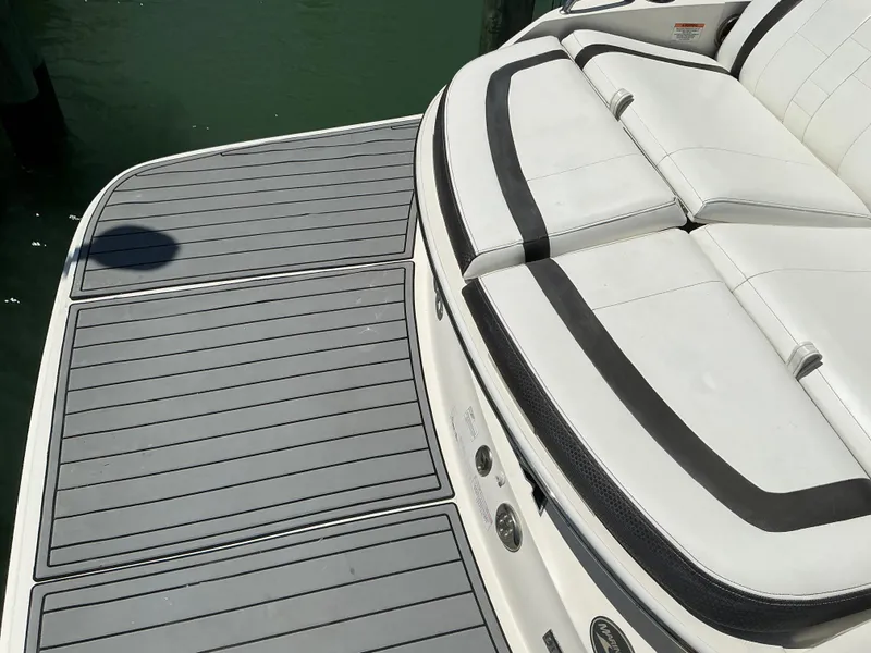 Slide: The Image of Luxury seating on 2016 Sea Ray 350 SLX boat with sleek design. - 29