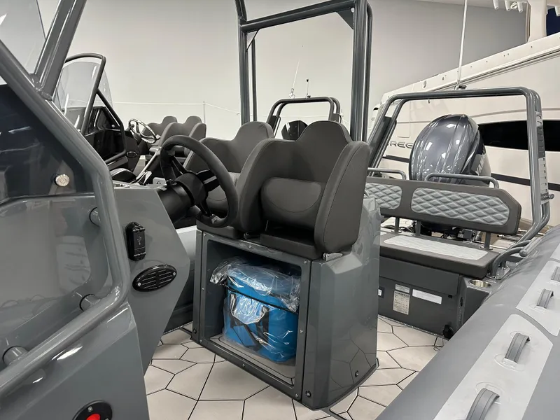 Slide: The Image of Highfield Sport 660 2025 - 7