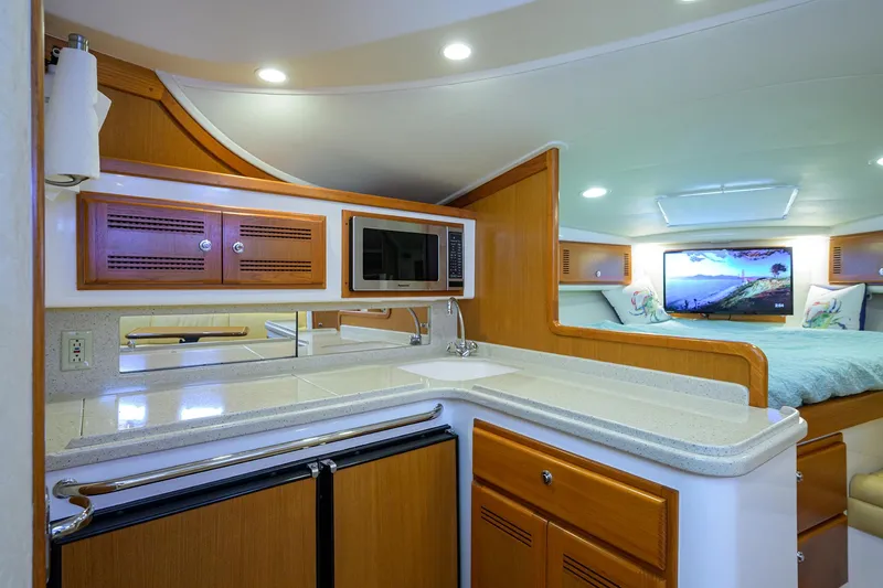 Slide: The Image of Cabo 35 Daybreak - Interior Cabin - 18