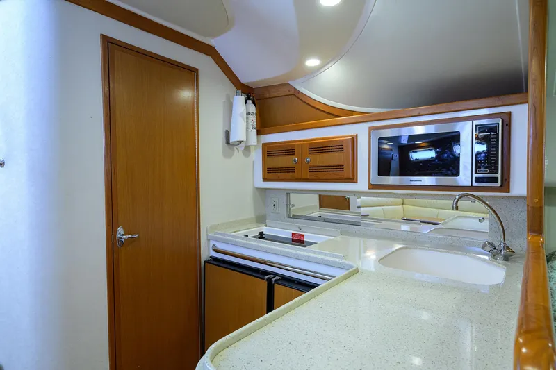 Slide: The Image of Cabo 35 Daybreak - Interior Cabin - 20