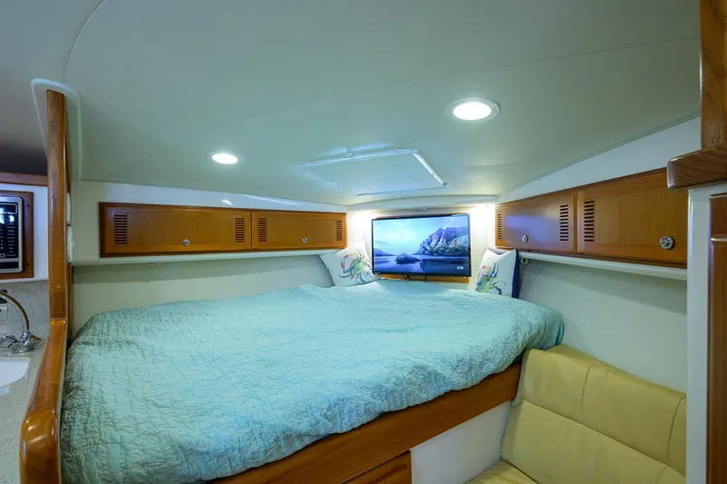 Slide: The Image of Cabo 35 Daybreak - Interior Cabin - 24