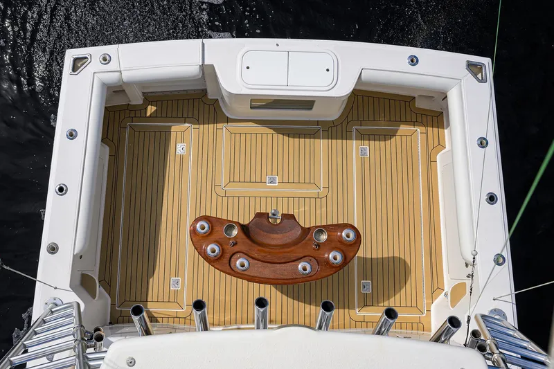 Slide: The Image of Cabo 35 Daybreak - Exterior Cockpit - 28