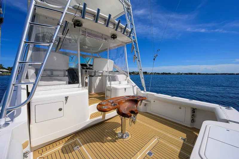 Slide: The Image of Cabo 35 Daybreak - Exterior Cockpit - 30