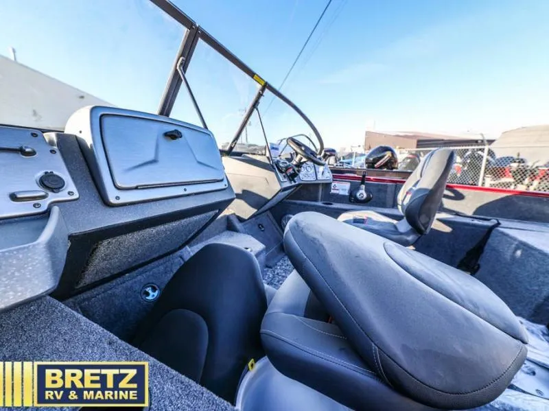 Slide: The Image of Pro V-175 Combo 2025 - 17