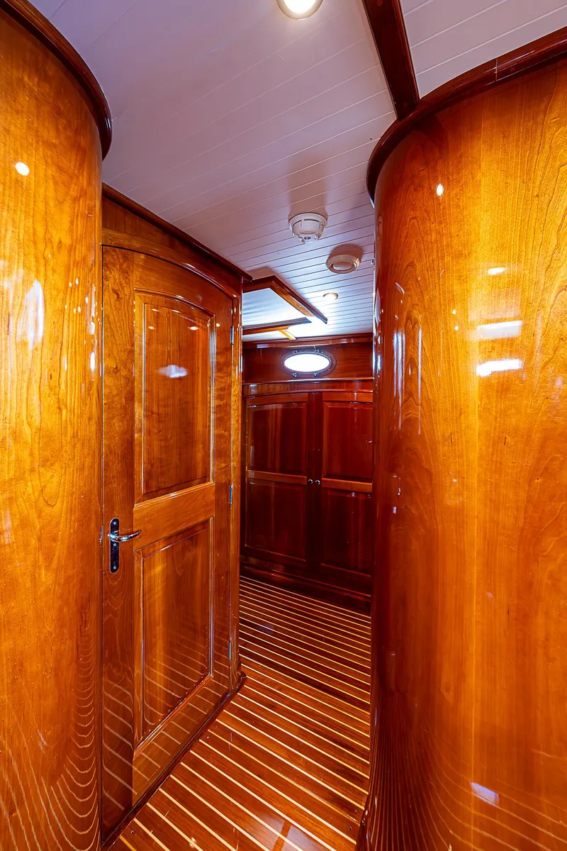 Slide: The Image of Luxurious wooden interior of 2005 Hinckley Talaria 55 MY yacht. - 33