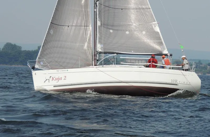 Slide: The Image of Beneteau First 10R 2007 - 47