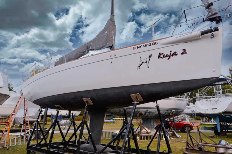 Slide: The Image of Beneteau First 10R 2007 - 9