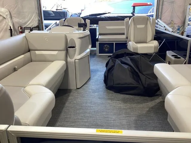 Slide: The Image of Godfrey Xperience 2286 SFLX 2025 - 14