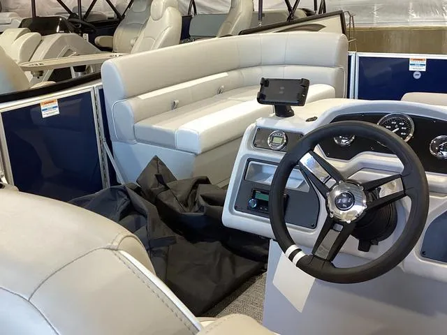 Slide: The Image of Godfrey Xperience 2286 SFLX 2025 - 16