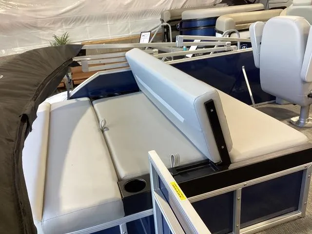 Slide: The Image of Godfrey Xperience 2286 SFLX 2025 - 18