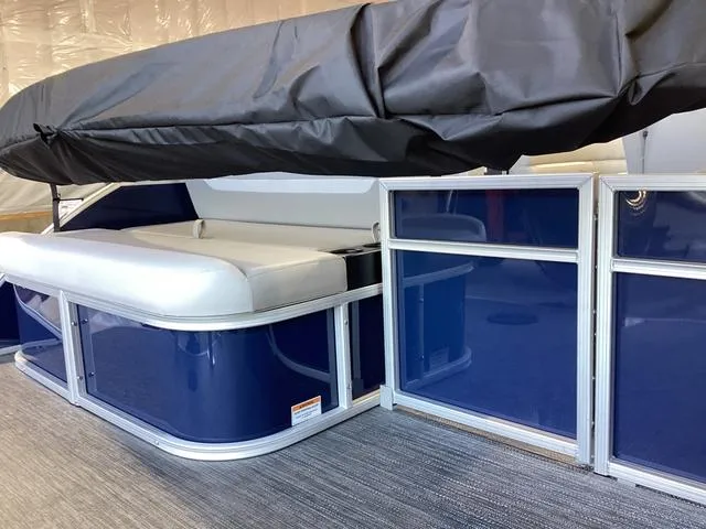 Slide: The Image of Godfrey Xperience 2286 SFLX 2025 - 4