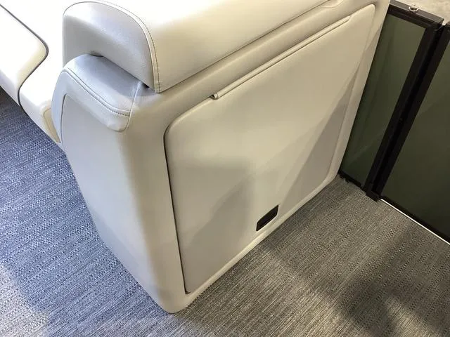 Slide: The Image of Godfrey SW2086CSE 2025 - 13