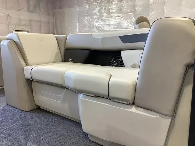 Slide: The Image of Godfrey SW2086CSE 2025 - 8