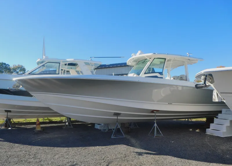 Slide: The Image of Boston Whaler 380 Outrage 2025 - 2