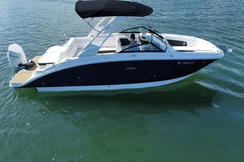Slide: The Image of Sea Ray 270 SDX Outboard 2023 - 1
