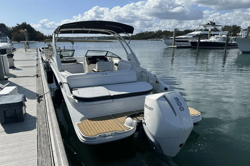 Slide: The Image of Sea Ray 270 SDX Outboard 2023 - 35