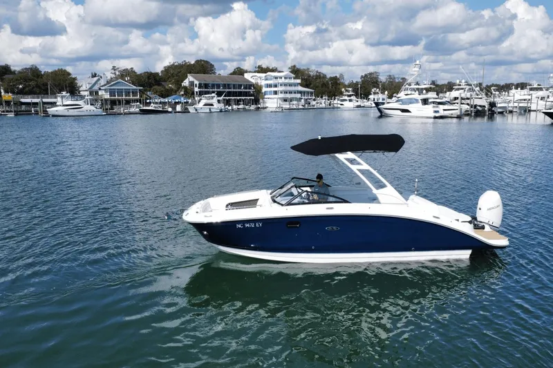 Slide: The Image of Sea Ray 270 SDX Outboard 2023 - 4