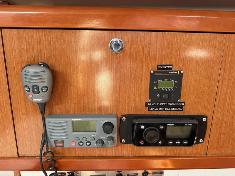 Slide: The Image of Beneteau Oceanis 40 2011 - 70