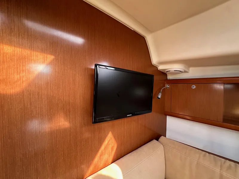 Slide: The Image of Beneteau Oceanis 40 2011 - 75