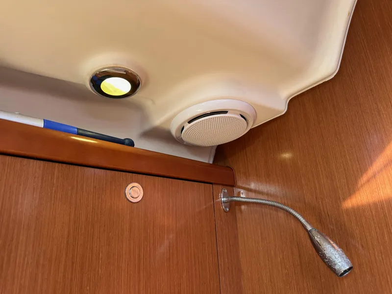 Slide: The Image of Beneteau Oceanis 40 2011 - 76