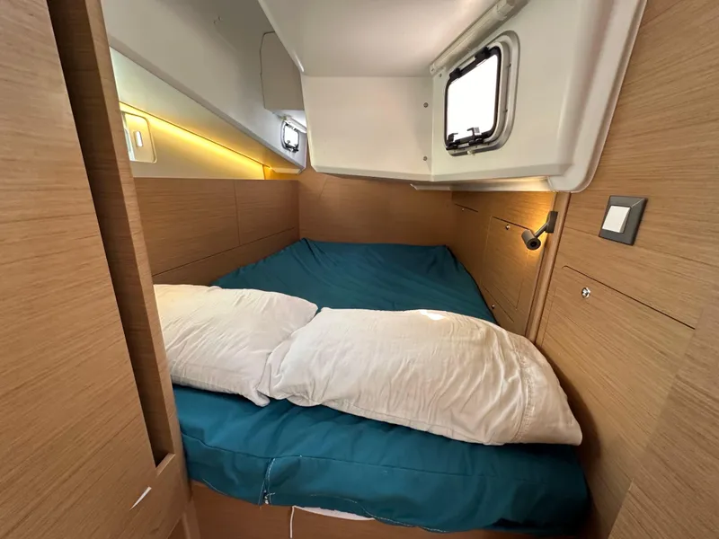 Slide: The Image of Jeanneau Sun Odyssey 410 2020 - 63