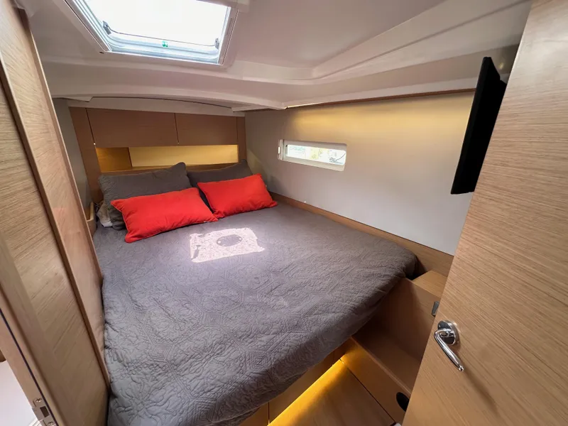 Slide: The Image of Jeanneau Sun Odyssey 410 2020 - 79