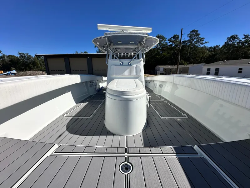 Slide: The Image of 2016 Freeman 37VH boat with spacious deck and modern design. - 17