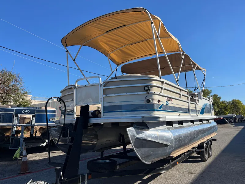 Slide: The Image of 2001 Sun Tracker PARTY BARGE 25 pontoon boat with canopy on trailer. - 16