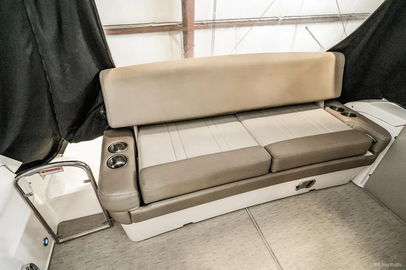 Slide: The Image of AFT Seating Facing FWD - 19