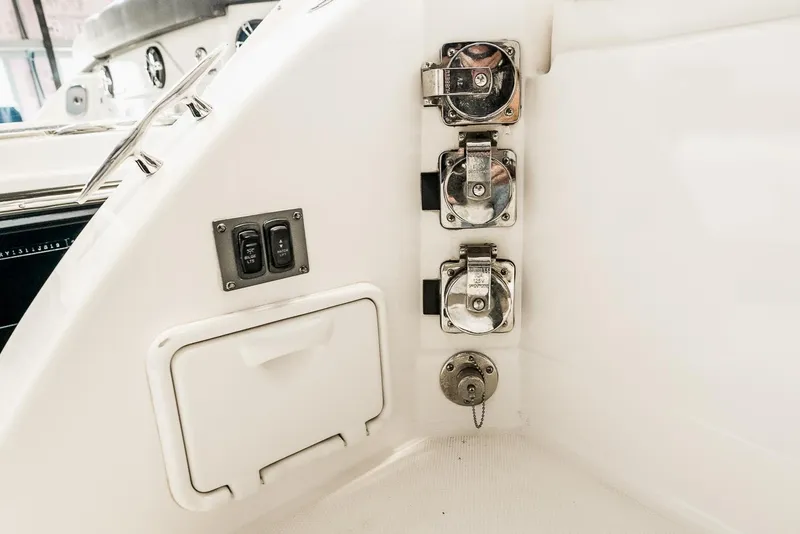 Slide: The Image of Transom Electrical Connections - 54