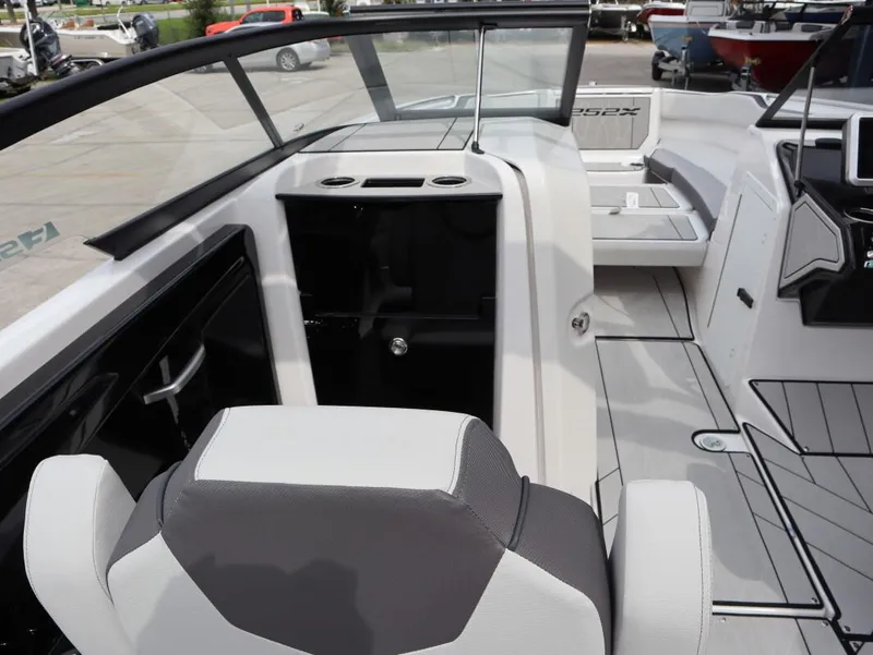 Slide: The Image of Yamaha 252XE 2025 - 12