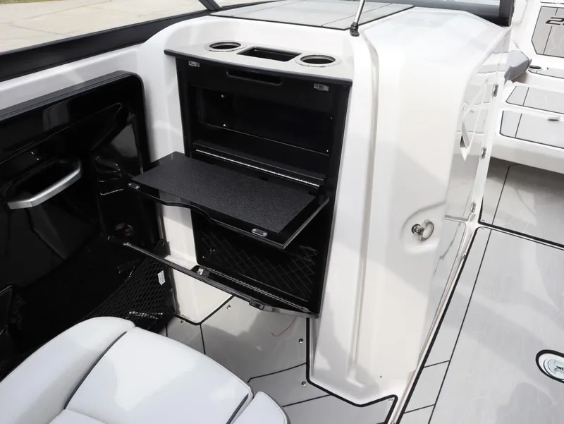 Slide: The Image of Yamaha 252XE 2025 - 14