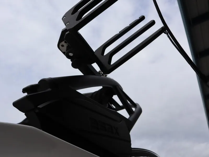 Slide: The Image of Yamaha 252XE 2025 - 4