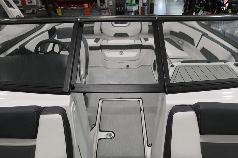 Slide: The Image of Yamaha AR195 2025 - 12